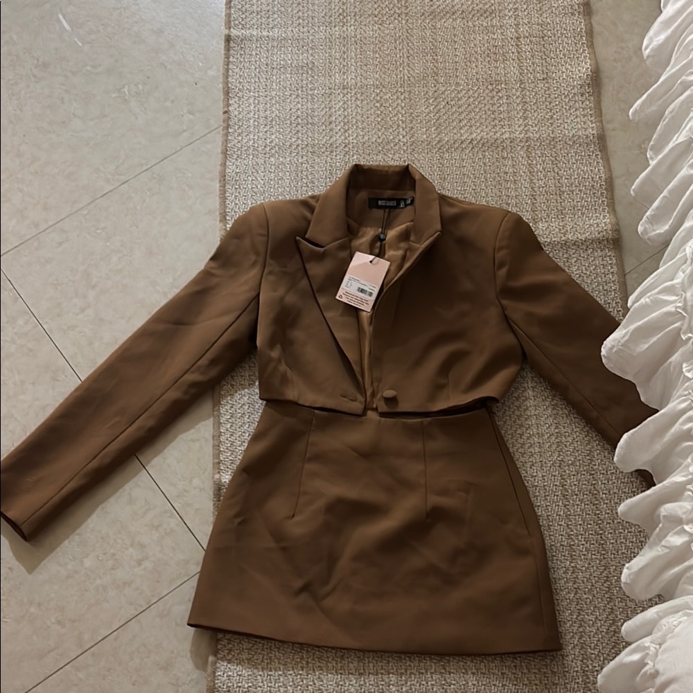 Missguided + Brown Tailored Blazer